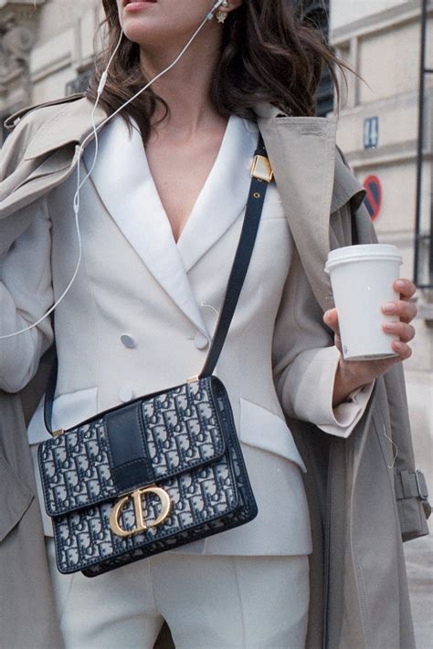 dior 30 montaigne bag celebrity